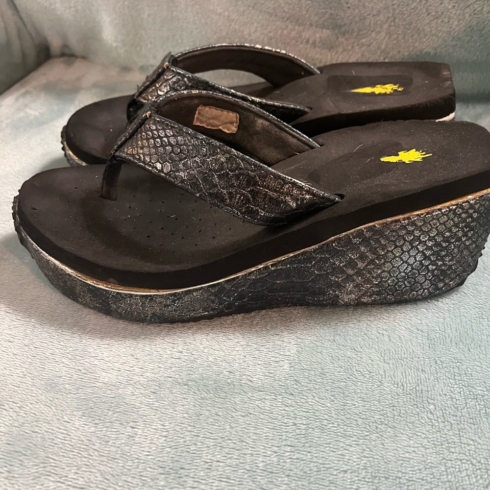 Ladies Volatile Flipflops, Size 6, Black Metallic… - image 2